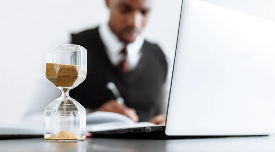 The Psychology of Deadlines: Why Work Expands to Fill Time